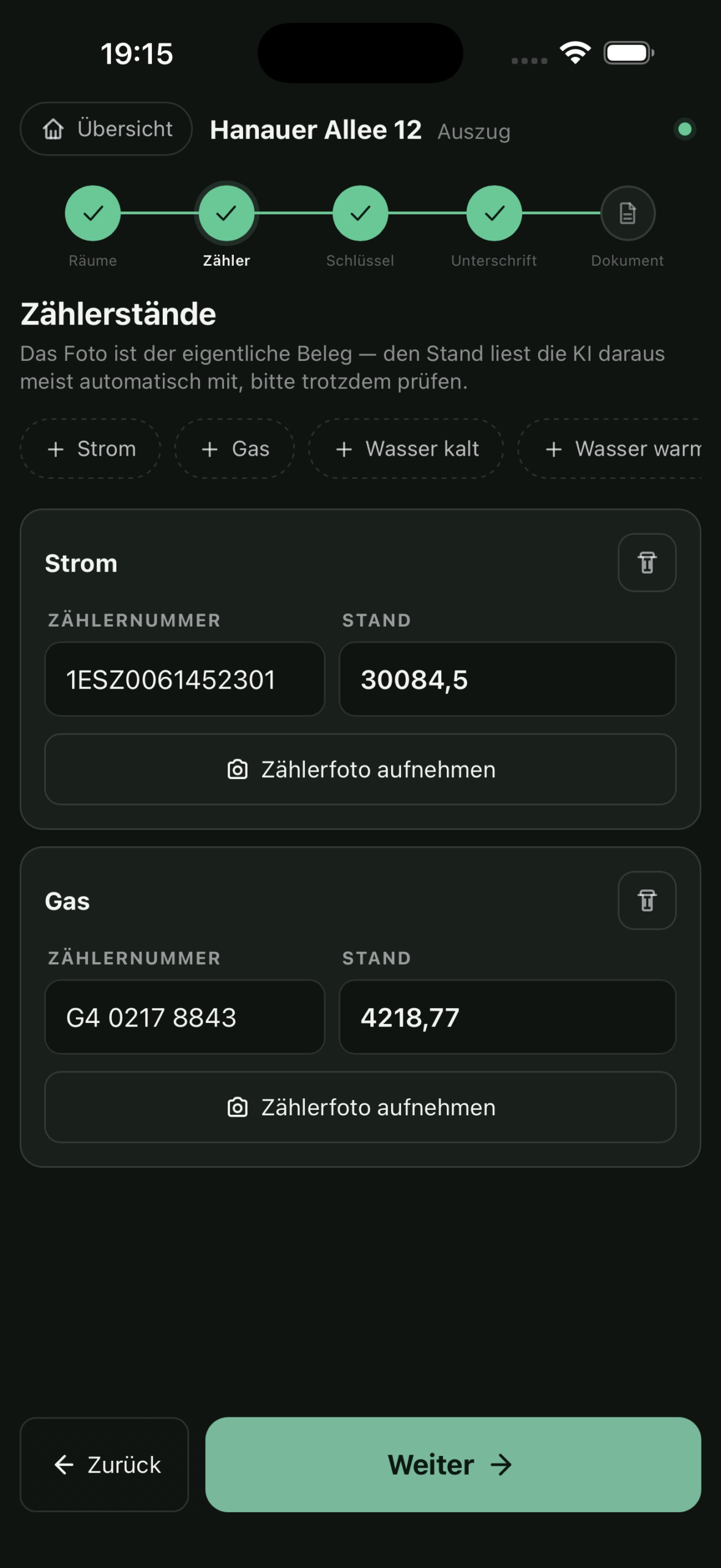 ImmoAufnahme: Zählernummer und Stand für Strom und Gas mit Schaltflächen zur Fotoaufnahme.